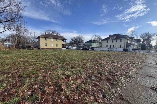 1425 11th Street, Rock Island, IL
