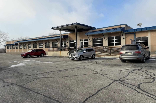 4726 Brady Highway, Davenport, IA