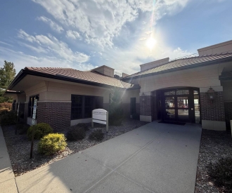 615 Valley View Drive, Moline, IL