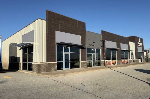 5043 Competition Drive, Bettendorf, IA