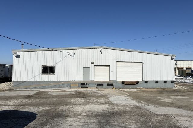 801 1st Street, Milan, IL