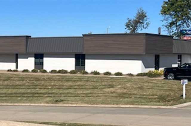 3216 East 35th Street Court, Davenport, IA