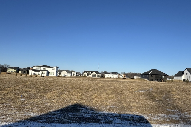 249 Mason Drive, Riverdale, IA