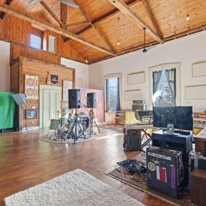 photo of property 12571928