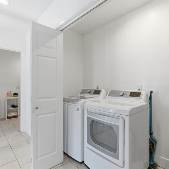 photo of property 12571928