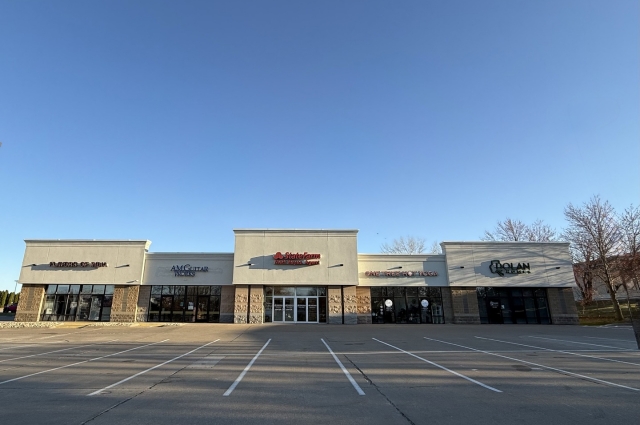 2660 53RD Street, Davenport, IA