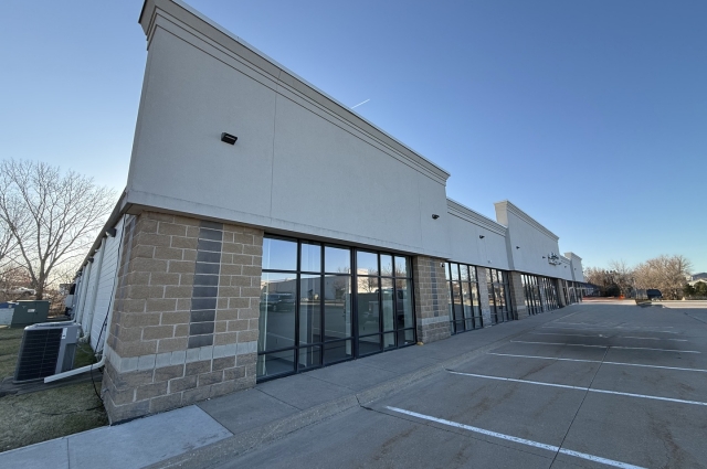 2660 53RD Street, Davenport, IA