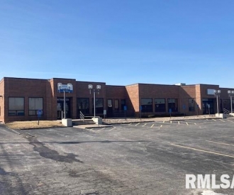 210 53RD Street, Davenport, IA