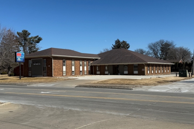 2500 41 Street, Moline, IL