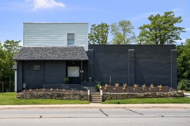 2400 24th Street, Rock Island, IL