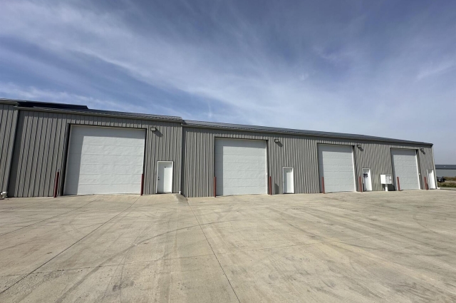 7620 Louis Rich Court, Davenport, IA