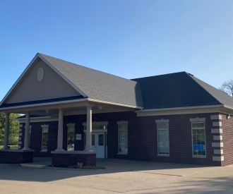 413 MISSISSIPPI Street, Blue Grass, IA