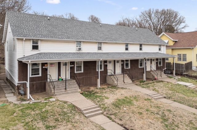 1604 9TH Street, Davenport, IA