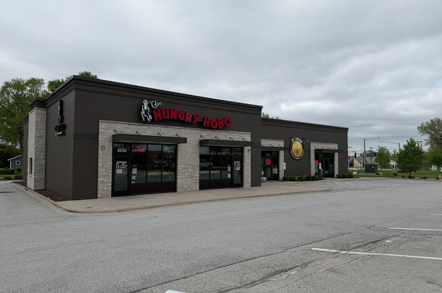 2516 Middle Road, Bettendorf, IA