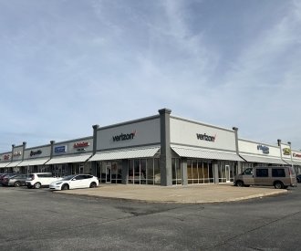 503 Knox Square Drive, Galesburg, IL