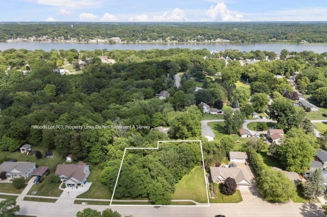 Lot 001 The Woods 8TH Street, Le Claire, IA