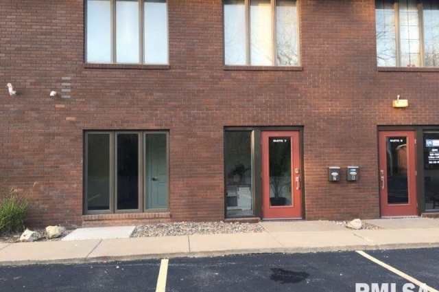 2395 TECH Drive, Bettendorf, IA