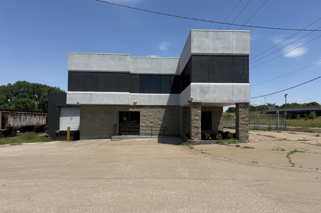 101 10TH Street, Rock Island, IL
