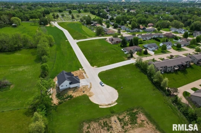 1805 Zara, Clinton, IA