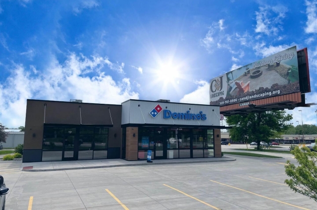 4200 BLACKHAWK Road, Rock Island, IL