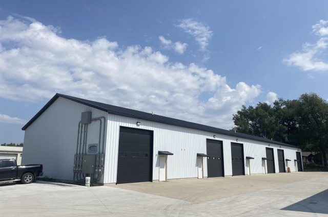 7205 HANCOCK Court, Davenport, IA