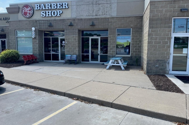 5264 UTICA RIDGE Road, Davenport, IA