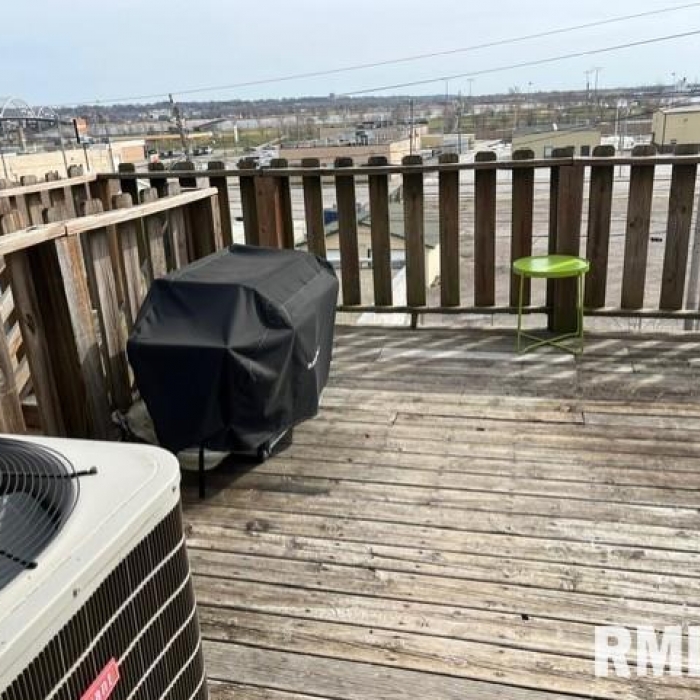 photo of property QC4250698