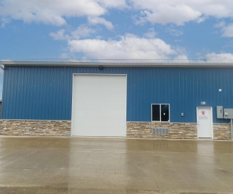 7217 NORTHWEST Boulevard, Davenport, IA