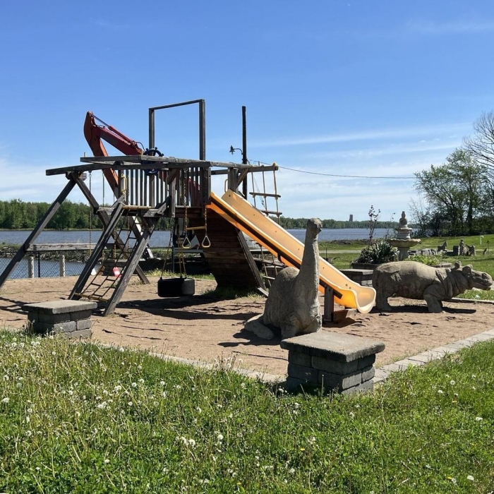 photo of property QC4252999