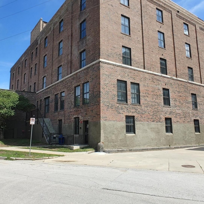 photo of property QC4253825