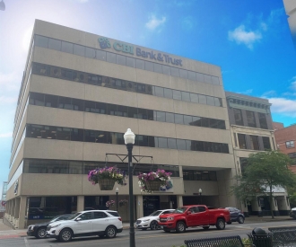 101 2ND Street, Davenport, IA