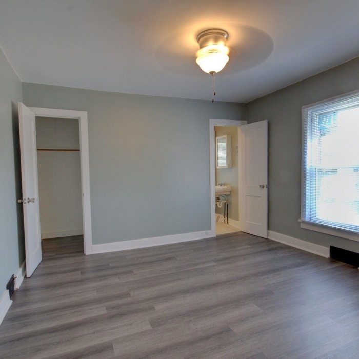 photo of property QC4257751