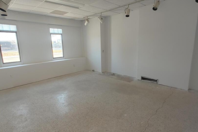 814 RIVER Drive, Davenport, IA