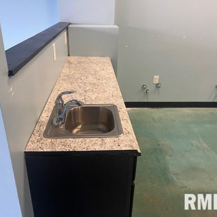photo of property QC4259015