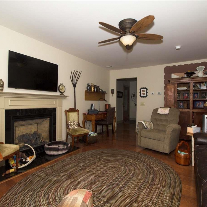 photo of property QC4259039