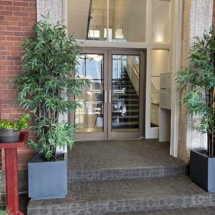 photo of property QC4260210