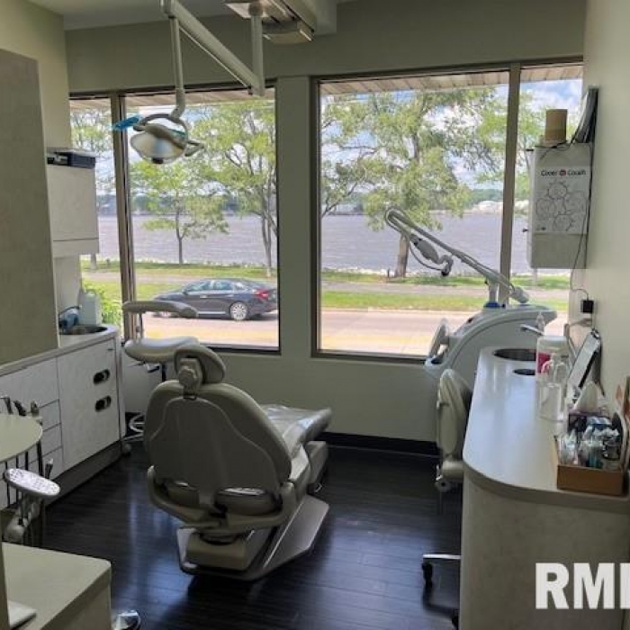 photo of property QC4260277