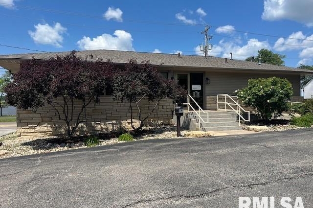 3422 RIVER Drive, Moline, IL