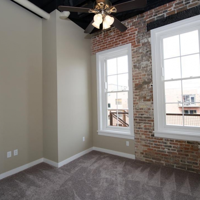 photo of property QC4260559