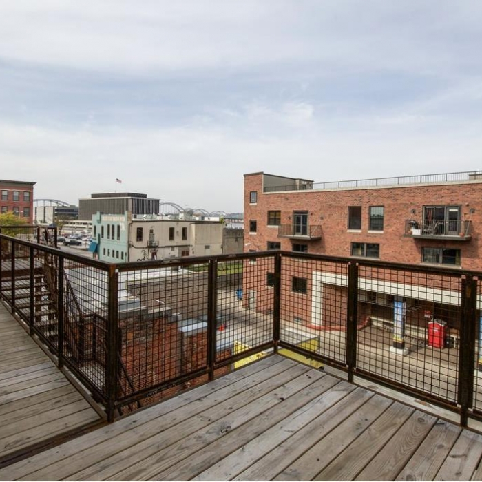 photo of property QC4260559
