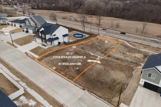 2728 38th Place, Davenport, IA