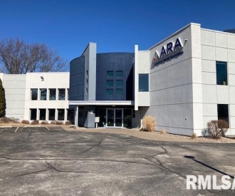 1900 19TH Street, Moline, IL