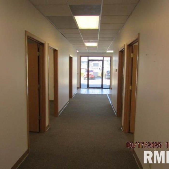 photo of property QC4261442