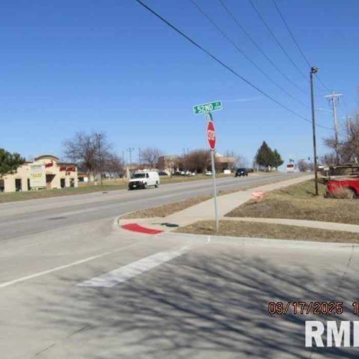 photo of property QC4261442