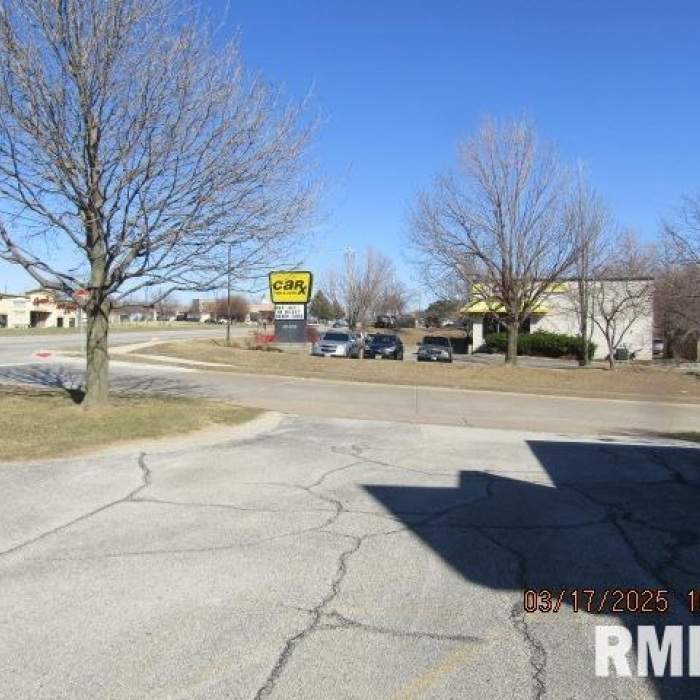 photo of property QC4261442