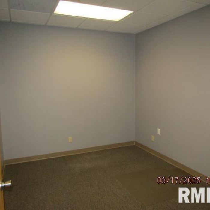 photo of property QC4261442