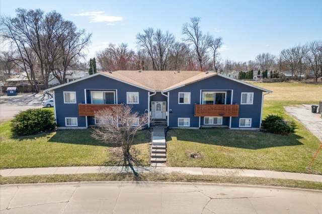 2751 72ND Street, Davenport, IA