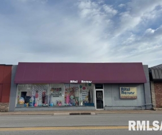 1612 LOCUST Street, Davenport, IA