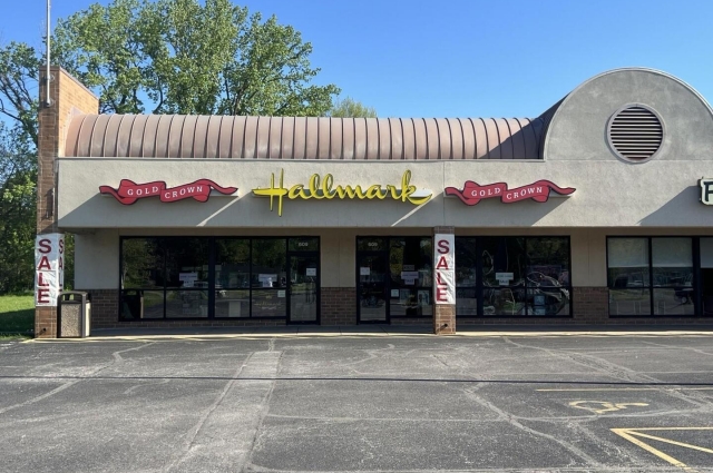 609 AVENUE OF THE CITIES, East Moline, IL