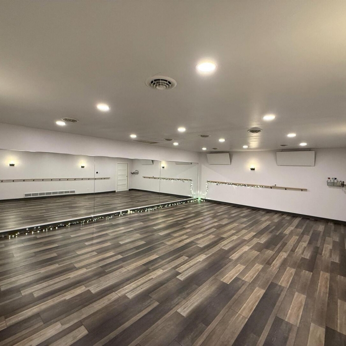 photo of property QC4263159